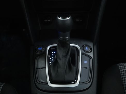 Used 2018 Hyundai Kona SE image 18