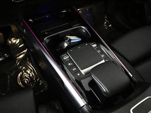 Used 2023 Mercedes-Benz EQB 300 EQB 300 w/ Pinnacle Package image 13