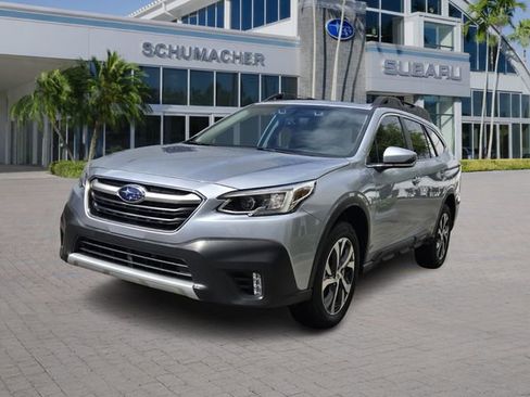 Used 2021 Subaru Outback Limited image 2