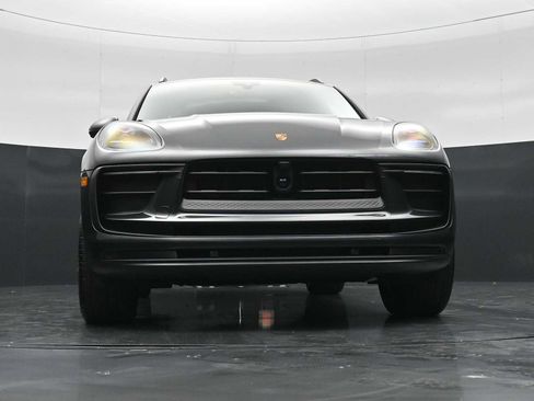 New 2026 Porsche Macan AWD/4WD image 45