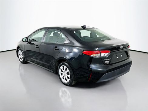 Certified 2024 Toyota Corolla LE image 9