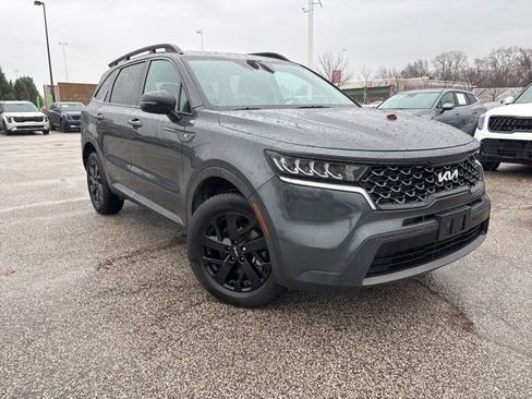 Certified 2022 Kia Sorento S image 3