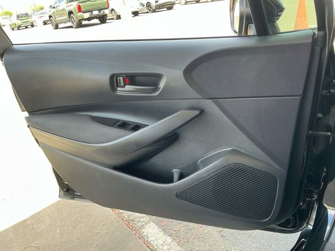Used 2023 Toyota Corolla LE w/ Carpet Mat Package (TMS) FWD image 13