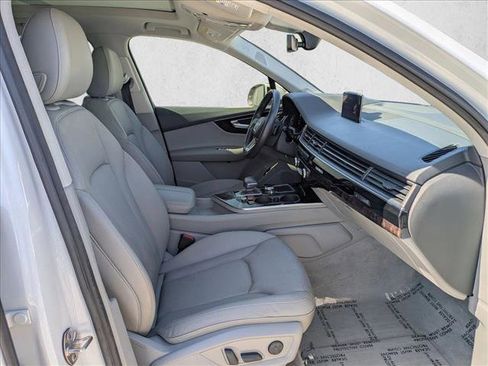 Used 2019 Audi Q7 3.0T Prestige w/ Prestige Package image 22