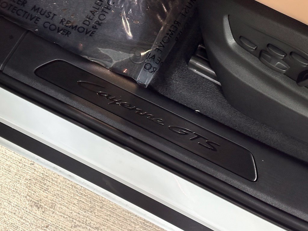 New 2026 Porsche Cayenne GTS AWD/4WD image 23