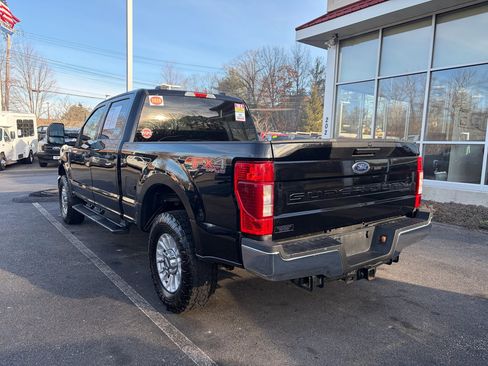 Used 2020 Ford F250 XLT w/ FX4 Off-Road Package image 9