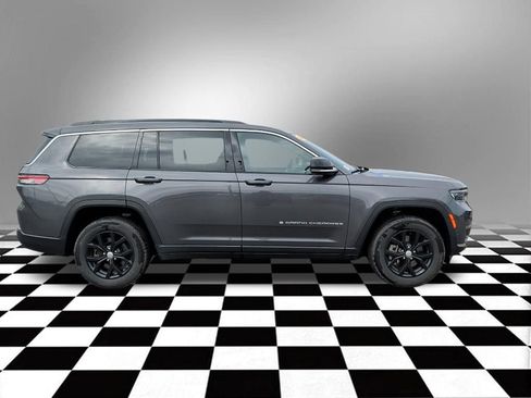 Used 2024 Jeep Grand Cherokee L Limited w/ Luxury Tech Group II AWD/4WD image 6