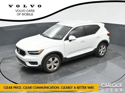 Used 2019 Volvo XC40 T4 Momentum image 20