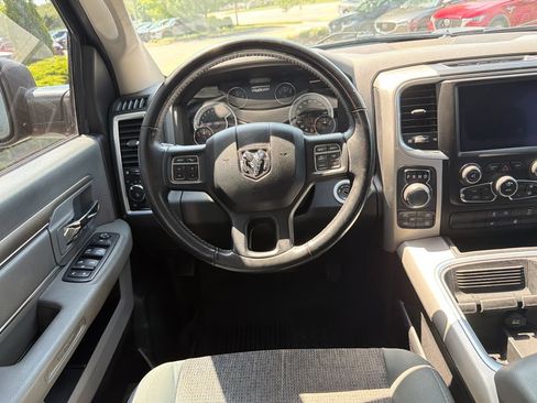 Used 2019 RAM 1500 Big Horn AWD/4WD image 27