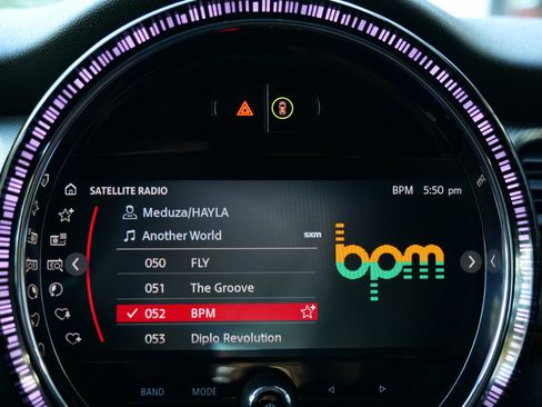 Used 2023 MINI Cooper S image 31