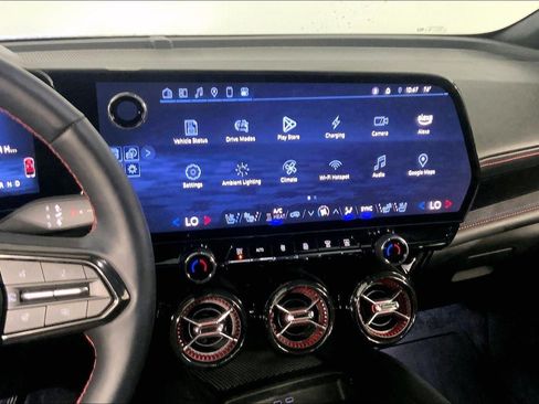 Used 2025 Chevrolet Blazer EV RS AWD/4WD image 6