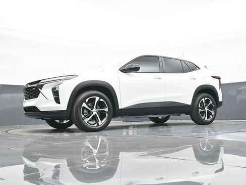 New 2026 Chevrolet Trax RS w/ Driver Confidence Package FWD image 50