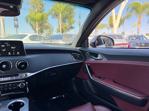 Used 2021 Kia Stinger GT1 RWD image 16
