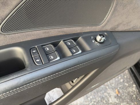 Used 2017 Audi A8 L 3.0T w/ Executive Package image 16