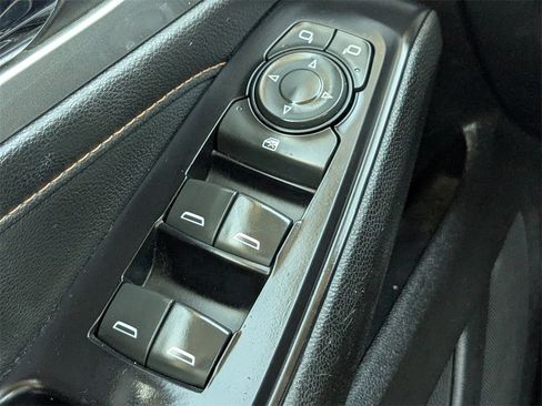 Used 2019 Chevrolet Traverse LS image 29