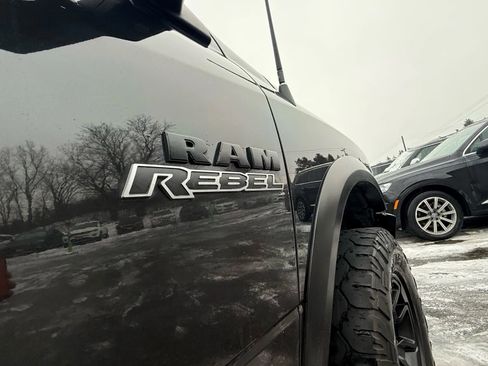 Used 2018 RAM 1500 Rebel w/ Luxury Group image 41