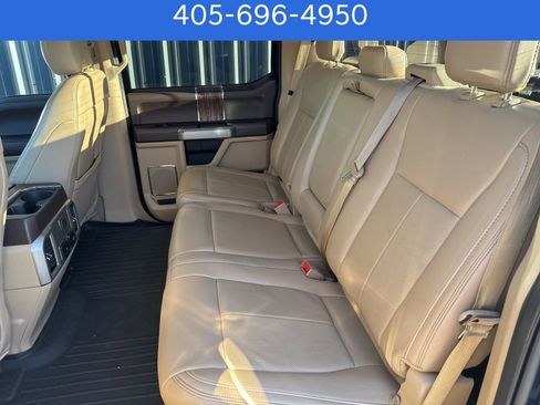 Used 2020 Ford F150 Lariat image 13