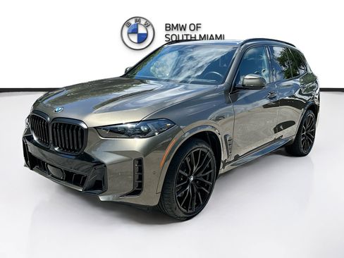 Certified 2024 BMW X5 sDrive40i w/ M Sport Package RWD image 3