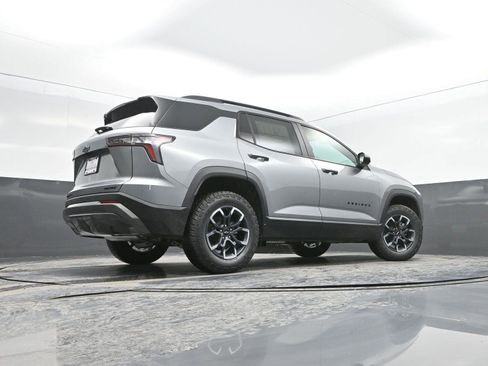 New 2026 Chevrolet Equinox ACTIV w/ Convenience Package III image 37