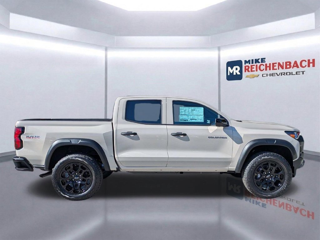 New 2026 Chevrolet Colorado Trail Boss AWD/4WD image 4