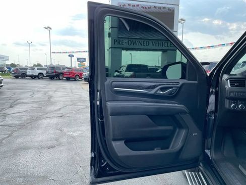 Used 2021 GMC Yukon Denali w/ Denali Premium Package AWD/4WD image 11