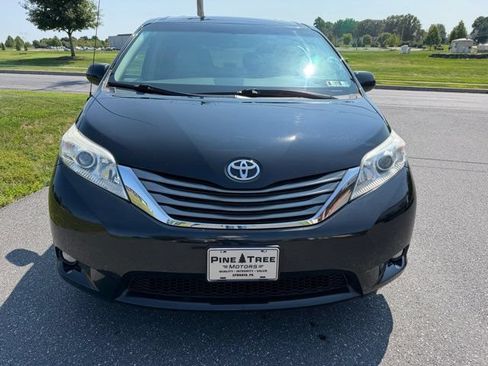 Used 2014 Toyota Sienna XLE w/ Entertainment Package AWD/4WD image 4