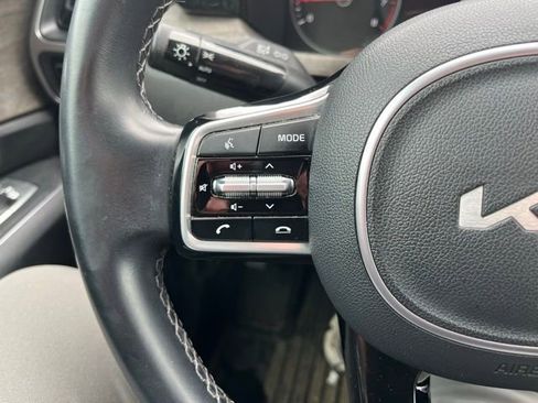 Used 2023 Kia Sorento S AWD/4WD image 18
