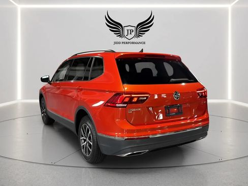 Used 2018 Volkswagen Tiguan SEL FWD image 5