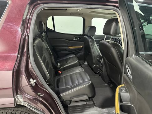 Used 2017 GMC Acadia Denali w/ Technology Package AWD/4WD image 21