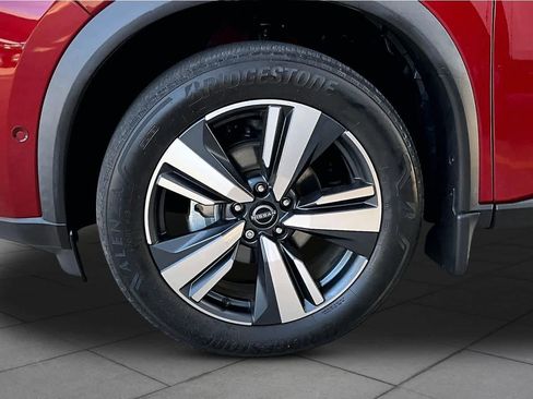 Used 2023 Nissan Rogue SL w/ SL Premium Package FWD image 11