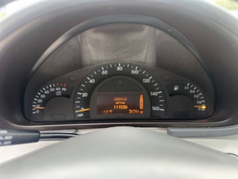 Used 2002 Mercedes-Benz C 320 Sedan image 14
