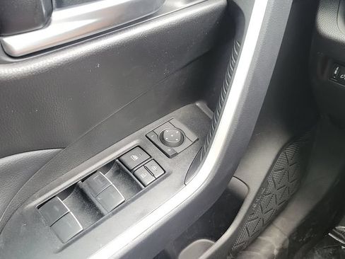 Certified 2025 Toyota RAV4 XLE w/ Convenience Package FWD image 25
