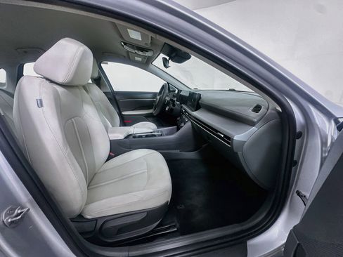 Used 2024 Hyundai Sonata SEL FWD image 29
