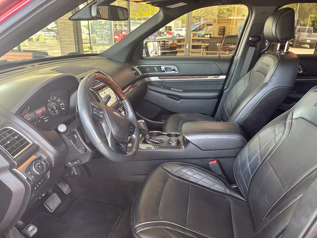Used 2017 Ford Explorer Platinum AWD/4WD image 8