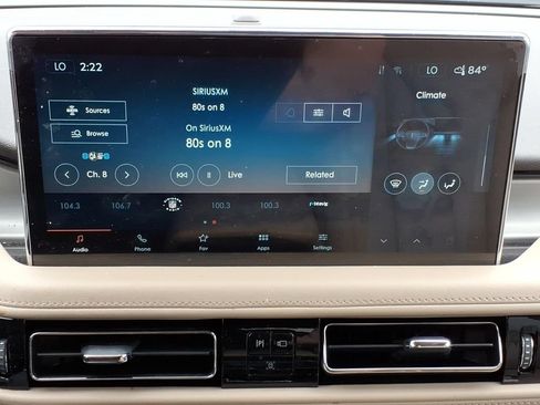 Used 2023 Lincoln Nautilus AWD image 16