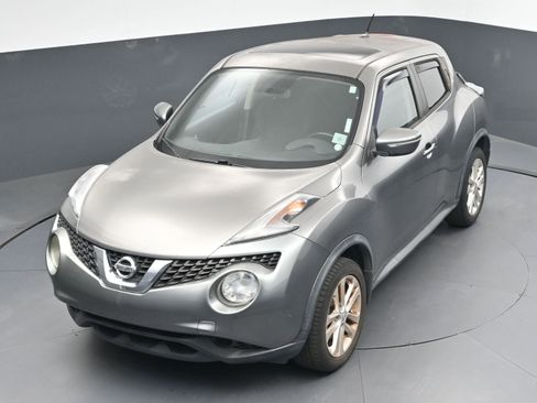 Used 2015 Nissan Juke SV image 30