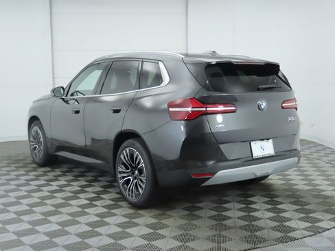 Used 2025 BMW X3 xDrive30i w/ Premium Package image 7