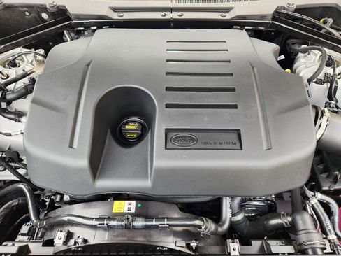 New 2026 Land Rover Defender 130 X-Dynamic SE AWD/4WD image 21