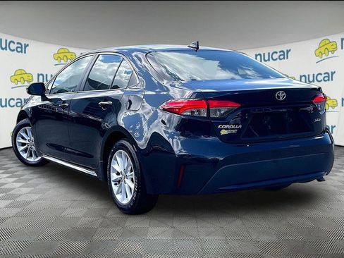 Used 2020 Toyota Corolla XLE FWD image 4