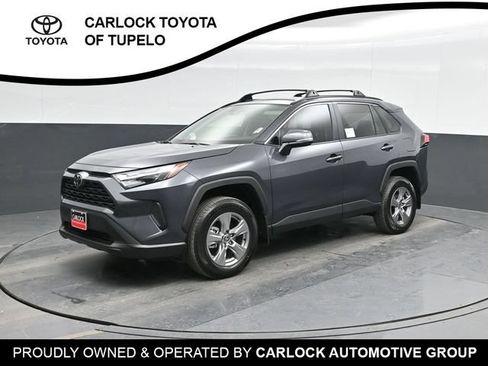 Used 2025 Toyota RAV4 XLE w/ Weather Package AWD/4WD image 9