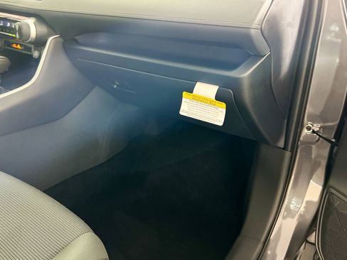 New 2025 Toyota RAV4 LE image 34