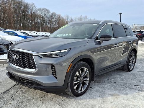 Certified 2025 INFINITI QX60 Luxe image 3