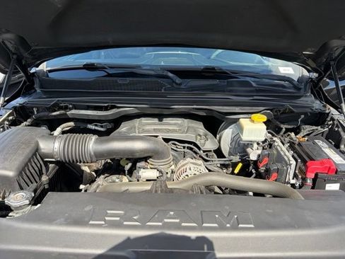 Used 2019 RAM 1500 Limited AWD/4WD image 11