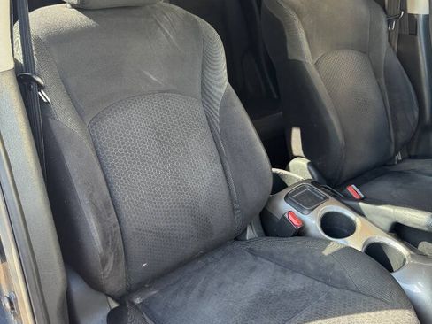 Used 2011 Nissan Juke SV FWD image 23