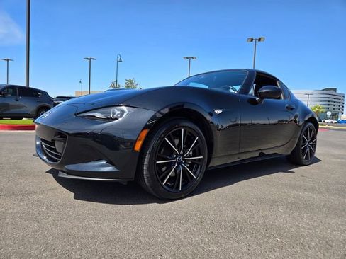 Used 2025 MAZDA MX-5 Miata RF Grand Touring RWD image 2