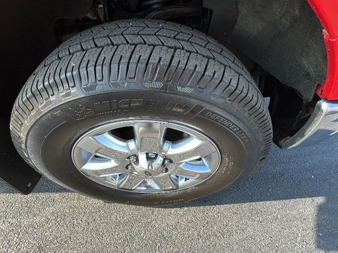 Used 2014 Ford F150 XLT w/ Equipment Group 302A Luxury AWD/4WD image 44