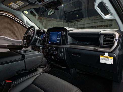 Used 2025 Ford F150 XL image 17