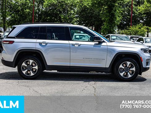Used 2024 Jeep Grand Cherokee Limited 4xe AWD/4WD image 10