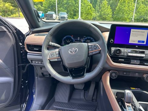 New 2026 Toyota Grand Highlander AWD Hybrid image 13