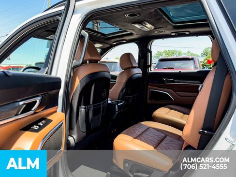 Used 2025 Kia Telluride SX Prestige X-Line AWD/4WD image 16